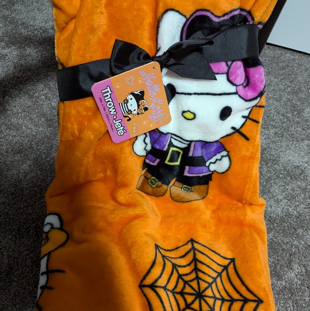 Hello kitty Halloween pirate blanket